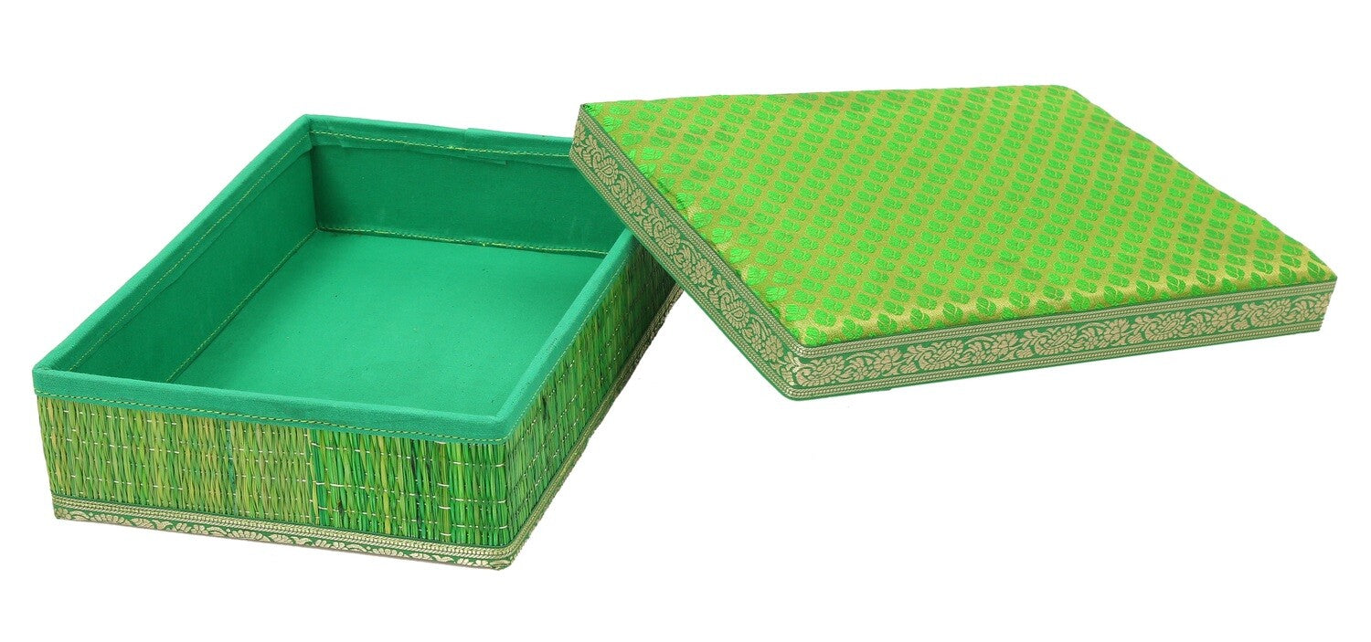 Rivergrass Saree Box with Foam Lid - Green